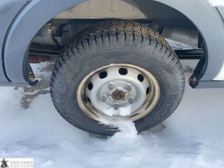 2016-ford-transit-image-22