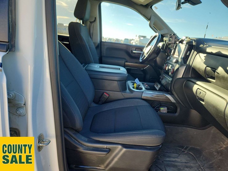 2022-chevrolet-silverado-1500-image-20