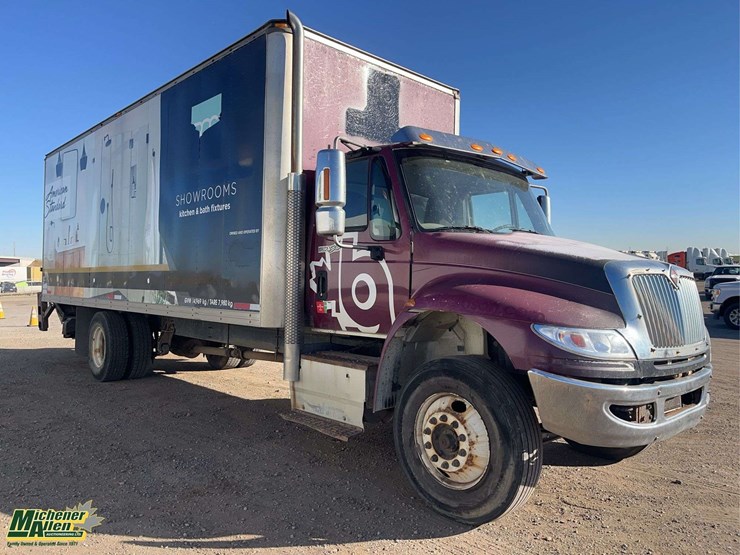 2014-international-durastar-4300-image-2