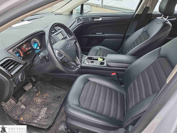 2018-ford-fusion-image-21