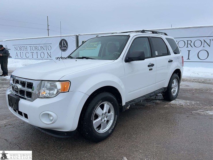 2012-ford-escape-xlt-image-4