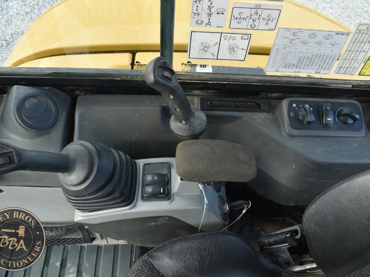 2019-caterpillar-305.5e2-cr-image-57