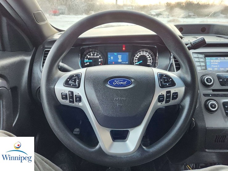2014-ford-taurus-police-image-20