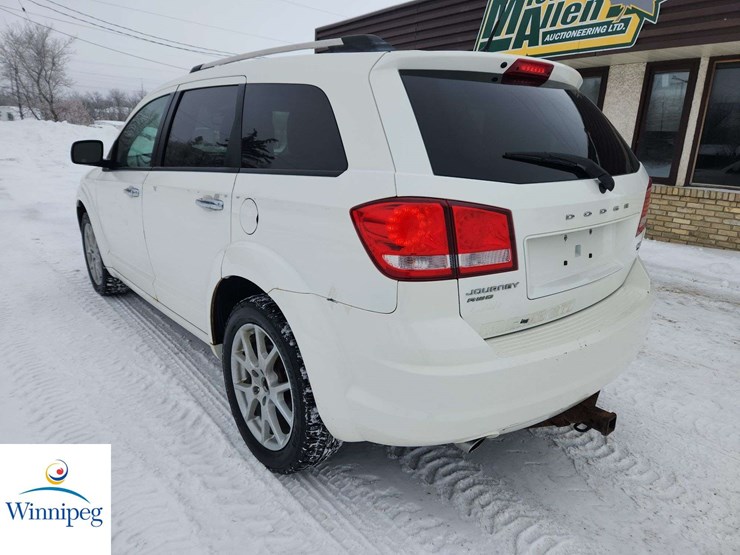 2011-dodge-journey-image-8