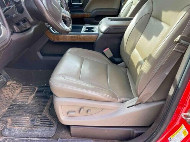 2016-gmc-2500-image-28