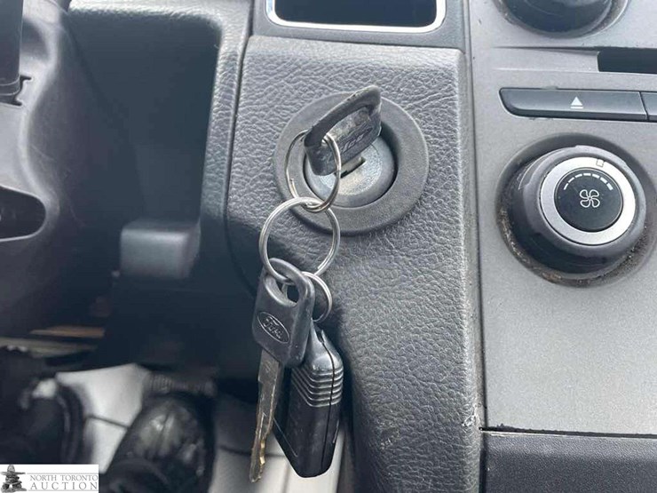 2017-ford-taurus-police-inte-image-7