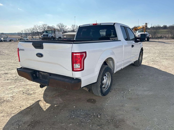 2017-ford-f150-image-3