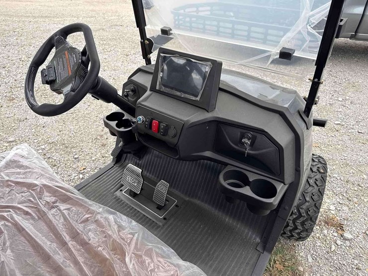 2025-unused-sdlgc80-electric-golf-cart-image-6