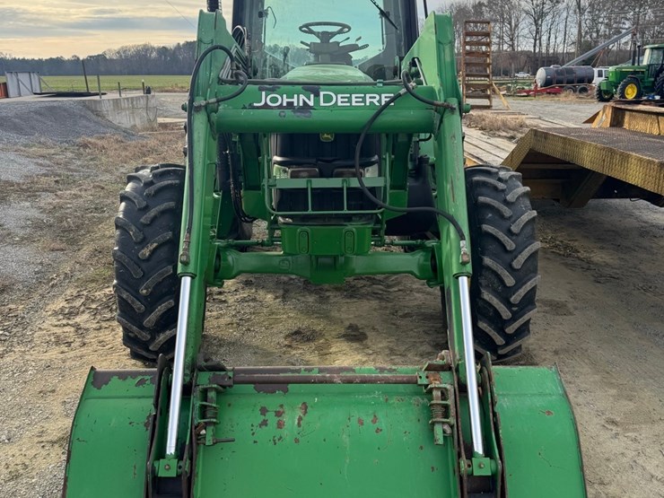 2023-john-deere-6420-image-11