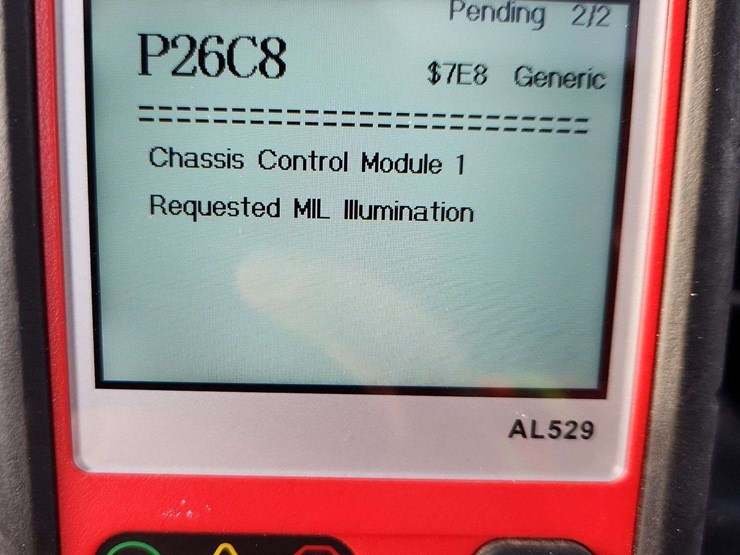 2015-cadillac-escalade-image-31