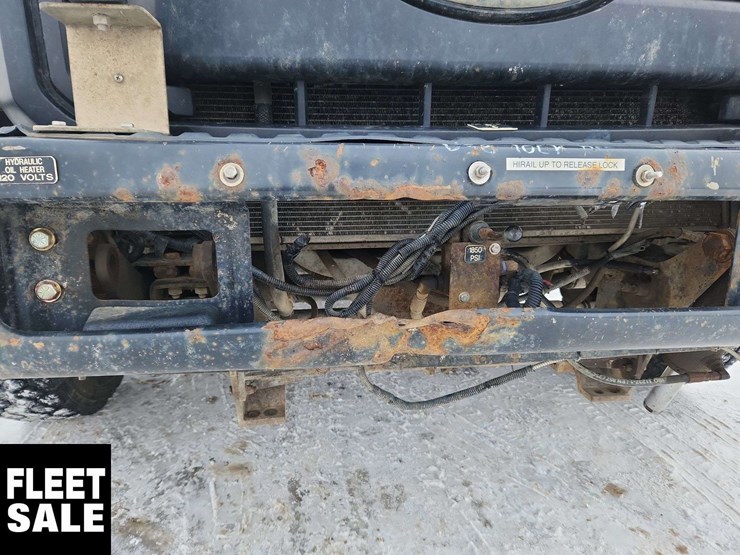 2011-ford-f550-image-51