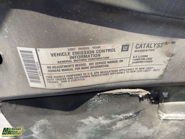 2007-cadillac-escalade-image-23