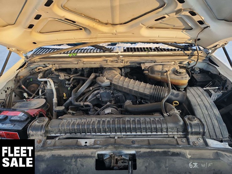 2006-ford-f550-image-25