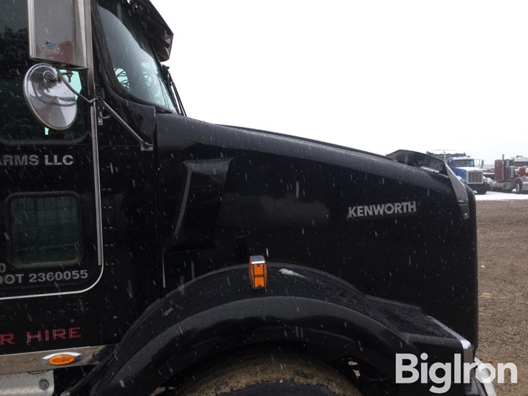 2005-kenworth-t800b-image-13