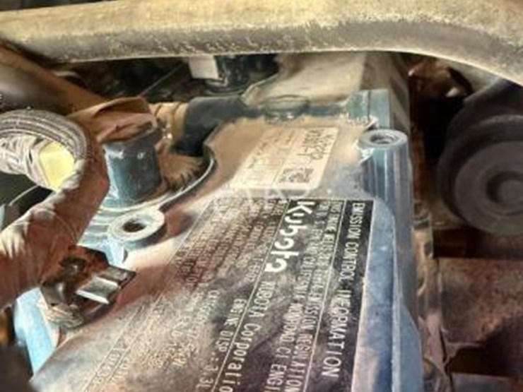 kubota-ssv75-image-8