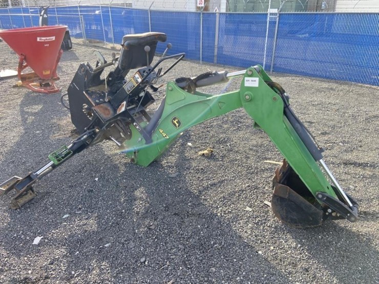 john-deere-447-image-1