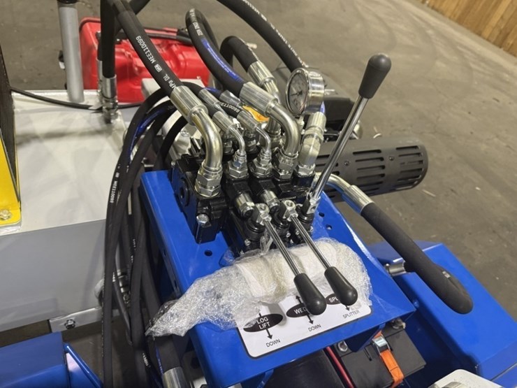 2025-wemax-ls37pro-37-ton-log-splitter-image-23