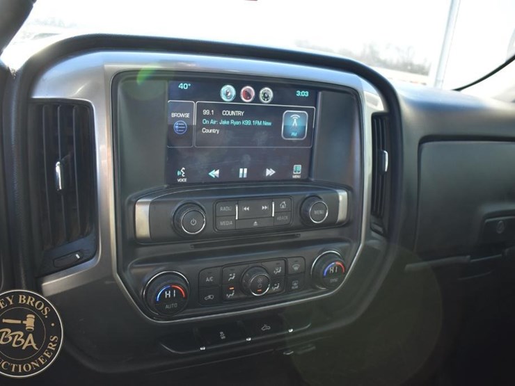 2014-chevrolet-silverado-1500-lt-image-30