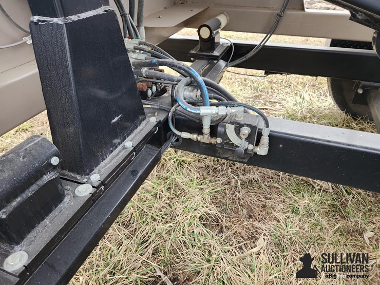 2013-j&m-275st-image-17