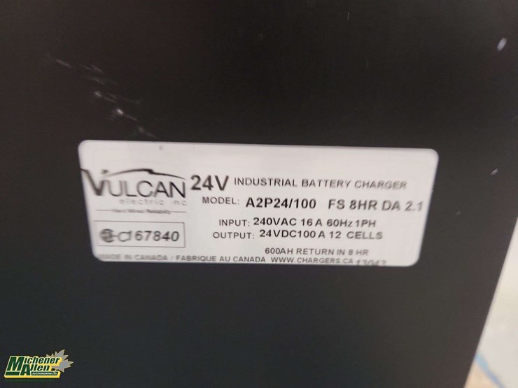 linde-electric-forklift-and-charger-non-operable-linde-wes40-02-4000-lbs-lbs-forklift-image-21