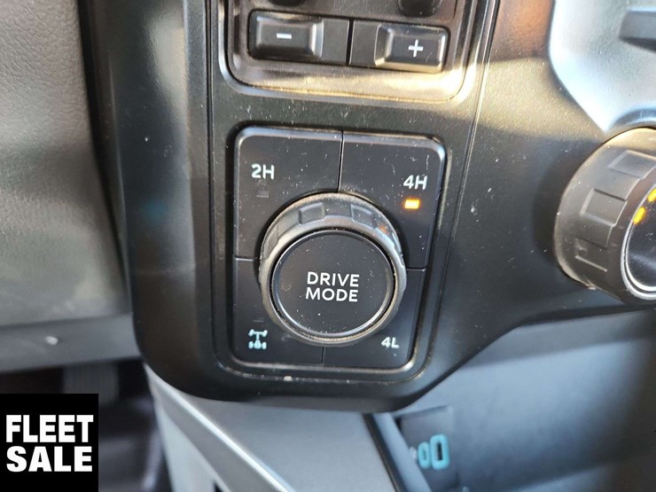 2023-ford-f250-image-22