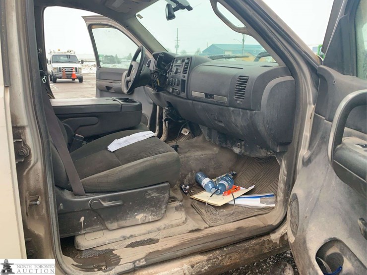 2008-chevrolet-silverado-1500-image-24