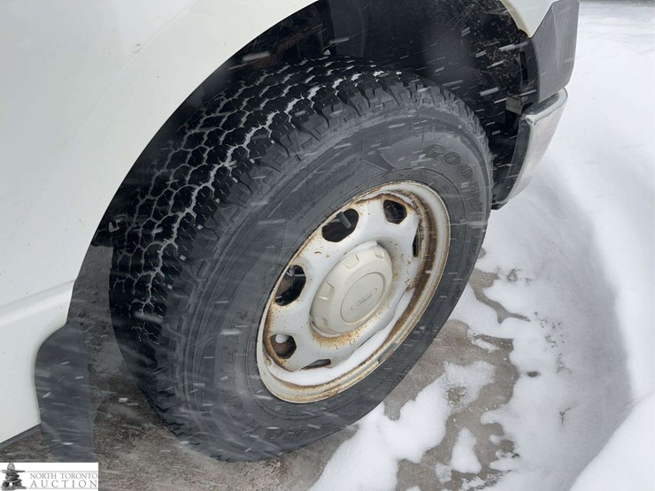 2011-ford-f150-image-10