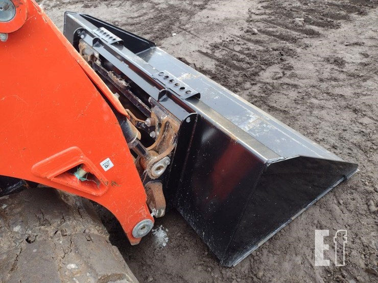 kubota-svl75-3-image-16