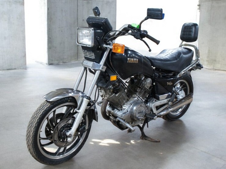 1982-yamaha-xv920-virago-motorcycle-image-2