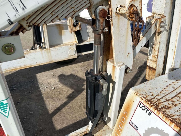 2016-american-eagle-reel-trailer-image-9