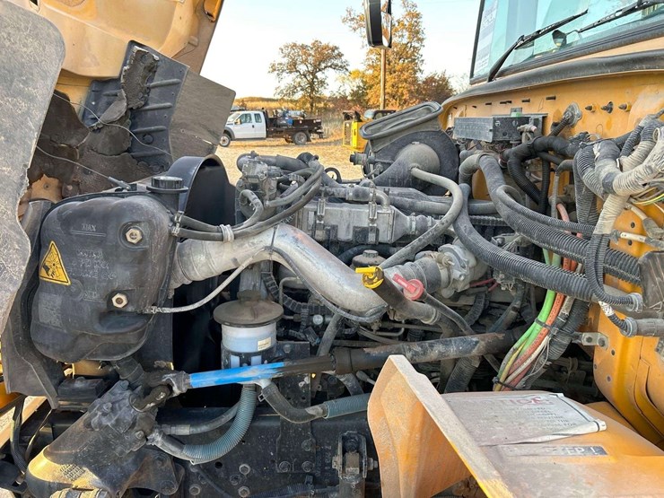 2009-ic-corporation-pb105-school-bus-image-8