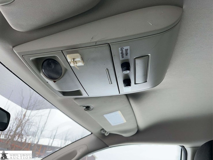 2012-dodge-ram-van-image-21