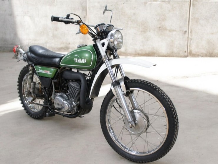 1974-yamaha-rt360-motorcycle-image-2