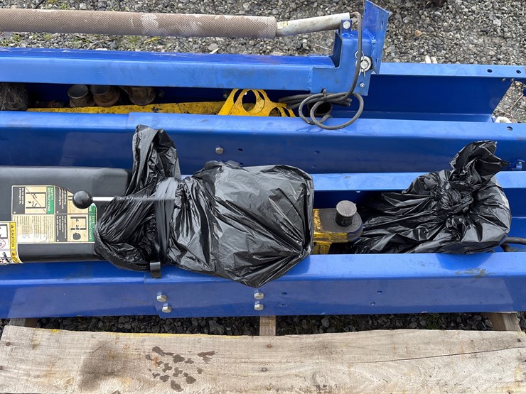 #3003-•-d1g.-quality-10k-lbs-triple-arm-symmetrical-lift-image-5