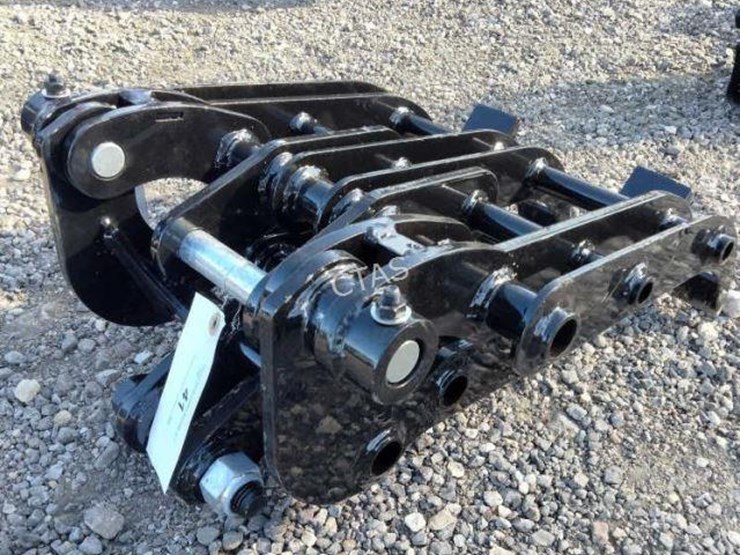 #41-•-mini-excavator-grapple-image-3