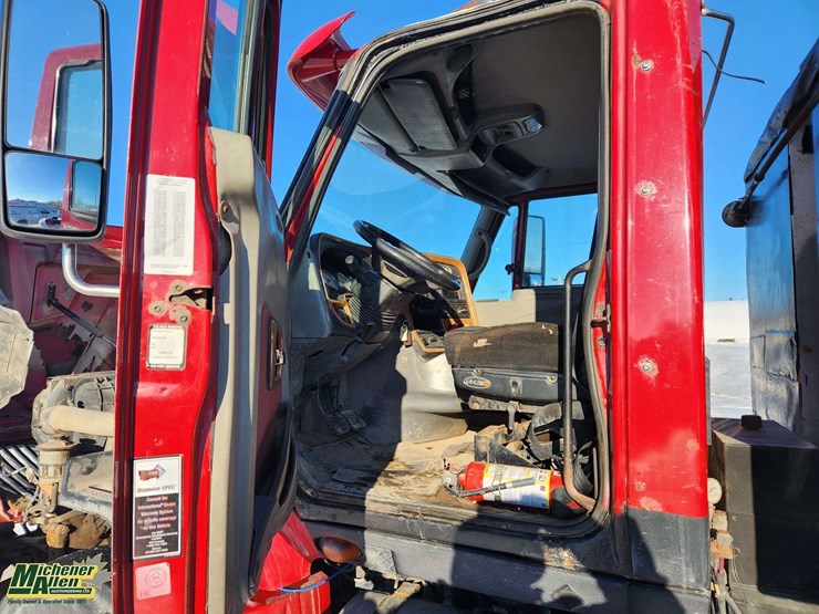 2009-international-prostar-image-14