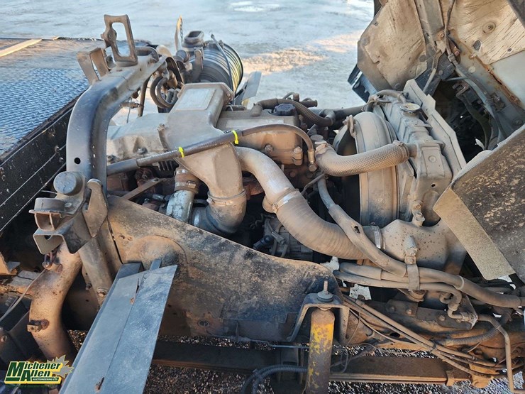 2004-hino-fb1817-image-16