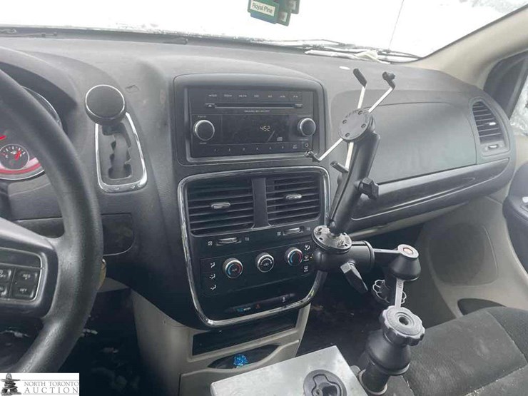 2015-ram-tradesman-image-14