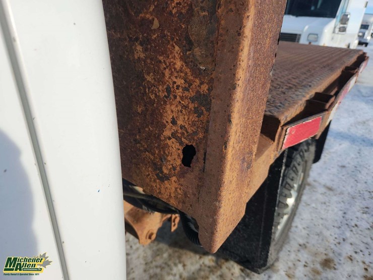 2013-gmc-sierra-2500hd-image-36