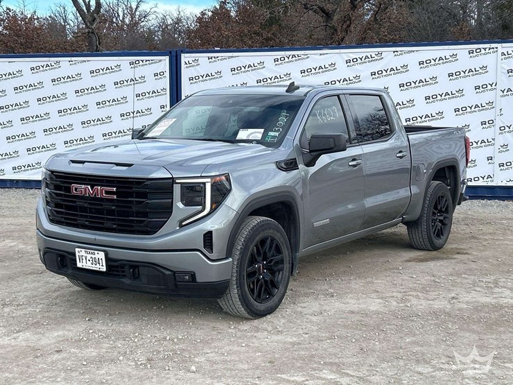 2023-gmc-sierra-elevation-crew-cab-4x4-pick-up-truck-image-1