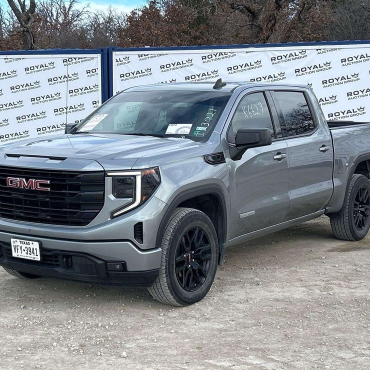 2023 GMC Sierra Elevation Crew Cab 4x4 Pick-Up Truck