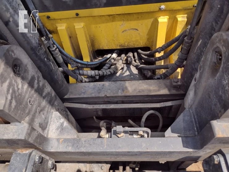 hyundai-110d-7e-image-16