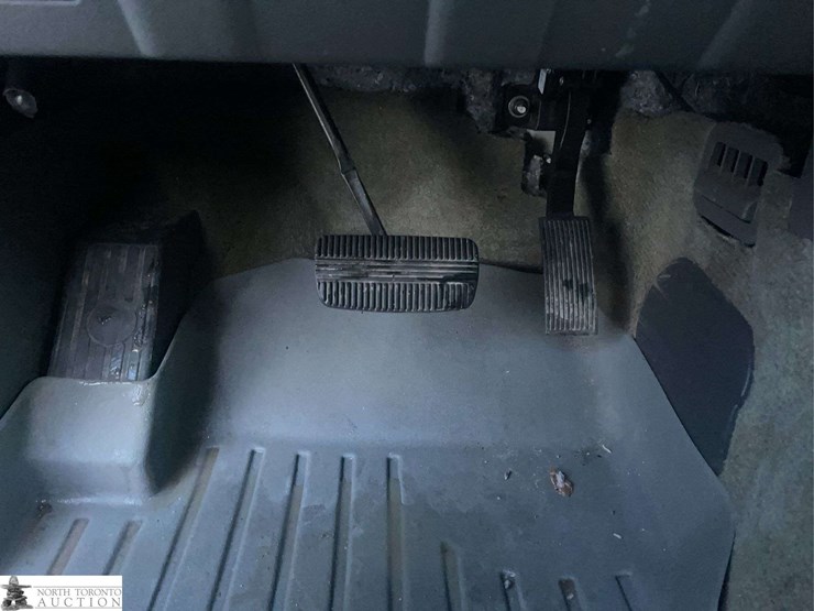 2017-nissan-frontier-image-18