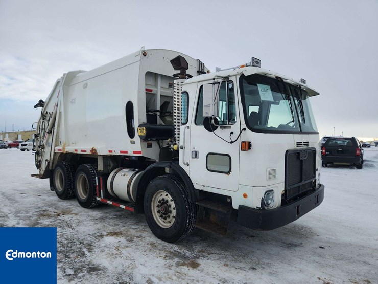 2010-autocar-xpeditor-image-2