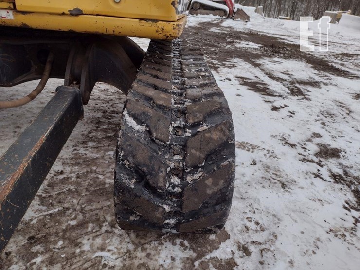 2016-deere-35g-image-33