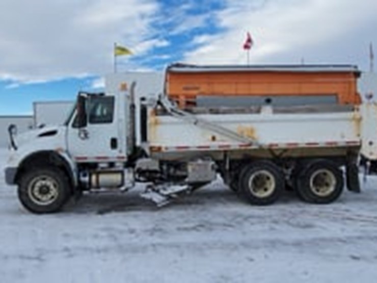 2019-international-workstar-7400-image-5