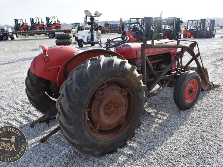 ferguson-to35-image-5