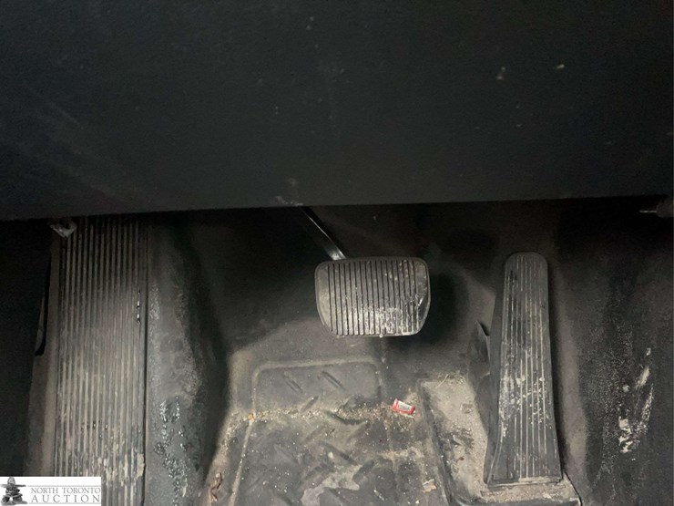 2020-ford-explorer-police-interceptor-image-19