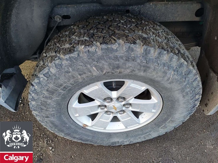 2017-chevrolet-colorado-image-11