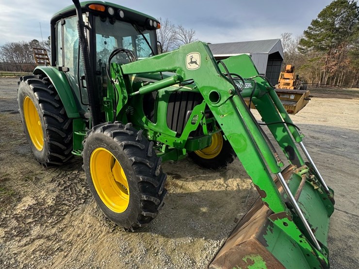 2023-john-deere-6420-image-1
